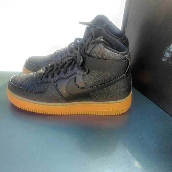 Women's Nike Air Force 1 Hi SE (Size 8) - Picture 3 of 7